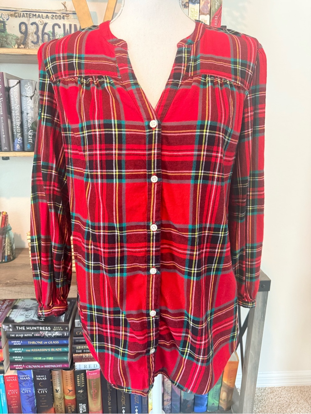 Old Navy Red Plaid Button-Front Women’s Top